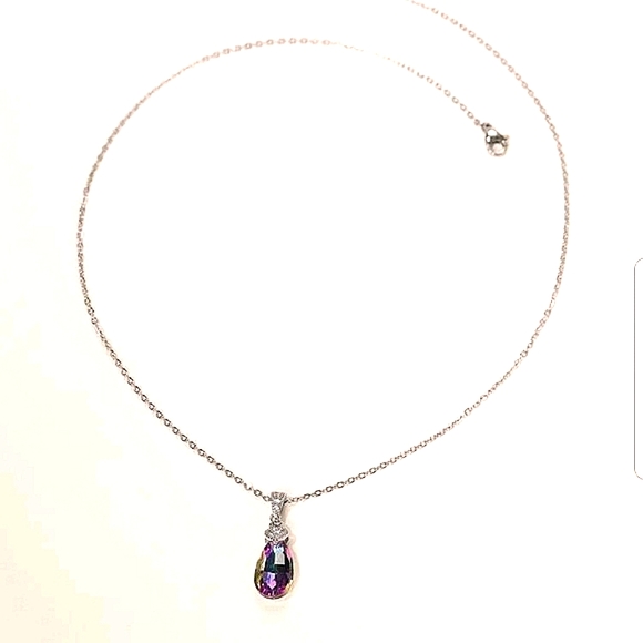 CLEARANCE 💖Water Drop Charm Necklace - Picture 3 of 3